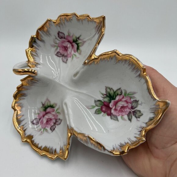 Lefton Leaf Shaped Candy Dish with Hand Painted Roses and Gilt Edge - Picture 3 of 12